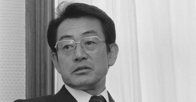 シーズン中にエースを“26日間”飼い殺し…「試合に出ないで一本足で立っ