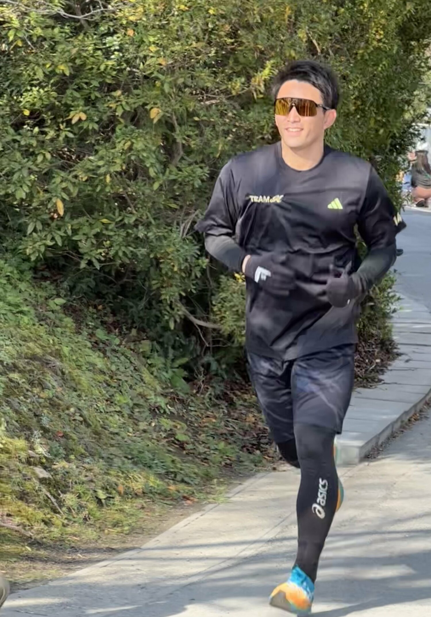 自主トレで走り込む小島　©Chiba Lotte Marines