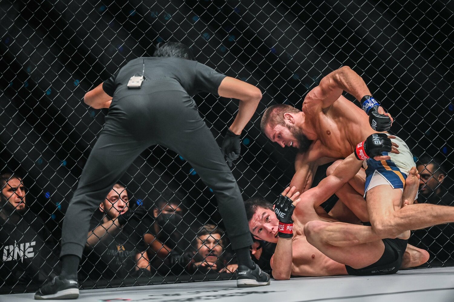 11月、新鋭イザガクマエフに完敗を喫した青木　©ONE Championship