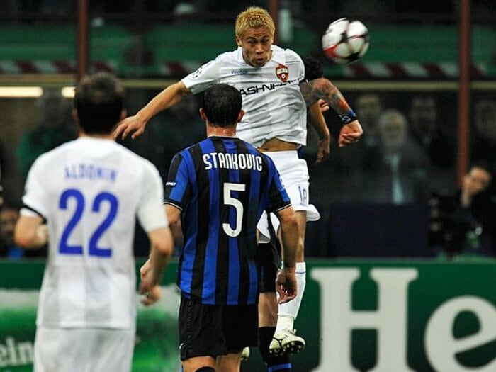 欧州CLのCSKA対インテル戦に見る、強者との試合を接戦に持ち込む方法。＜Number Web＞ photograph by Takuya Sugiyama