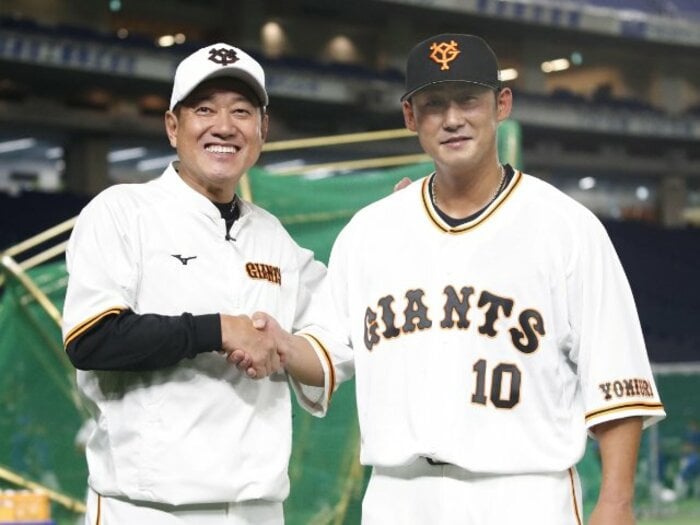 日本中がモヤモヤ…中田翔の巨人トレード、長嶋さんまで担ぎ出された騒ぎを新聞各紙はどう報じたか <コネ入団? 逃げ道が閉ざされた?><Number Web> photograph by KYODO