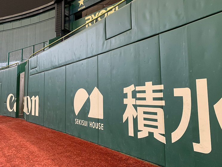 1日かけてプロ野球を遊び尽くし 東京ドームと選手の巨大さに驚く 2 5 プロ野球 Number Web ナンバー