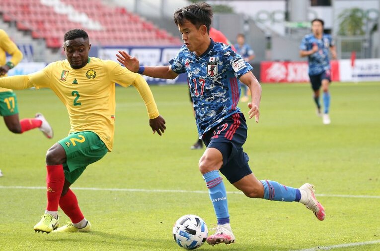 注目の久保建英は65分から途中出場した。試合は引き分けで終わったものの、最後の直接FKも2枚の壁を越えた鋭い一撃だった ／ photograph by JFA