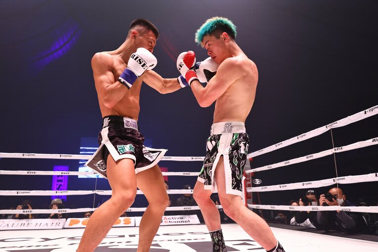 那須川天心のRISE卒業試合、“親子喧嘩”大苦戦の収穫とは？ 6.19武尊戦「何が何でも勝つ」発言から読み解く、大一番の戦術(26)