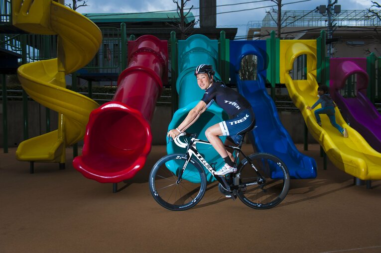 同『Number Do』でのロケ写真　©BUNGEISHUNJU