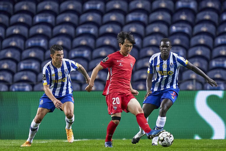 昨年8月に東京ヴェルディからジル・ビセンテ（ポルトガル）へレンタル移籍した藤本寛也　©Getty Images