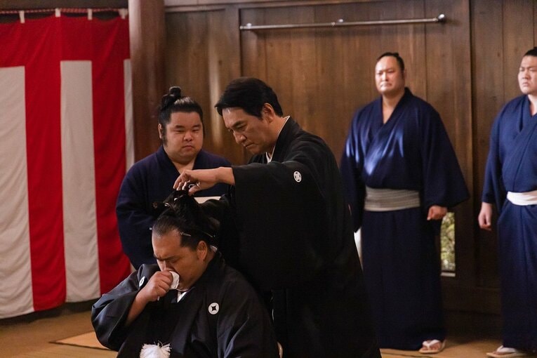 Netflixシリーズ「サンクチュアリ -聖域-」独占配信中