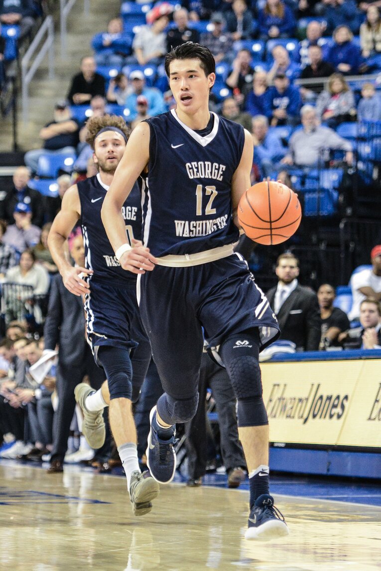 ジョージ・ワシントン大時代の渡邊雄太（2018年）©︎ZUMA Press/AFLO