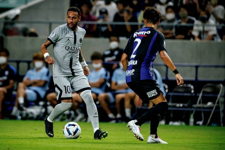 日本ツアーでのネイマール　©Sports Graphic Number