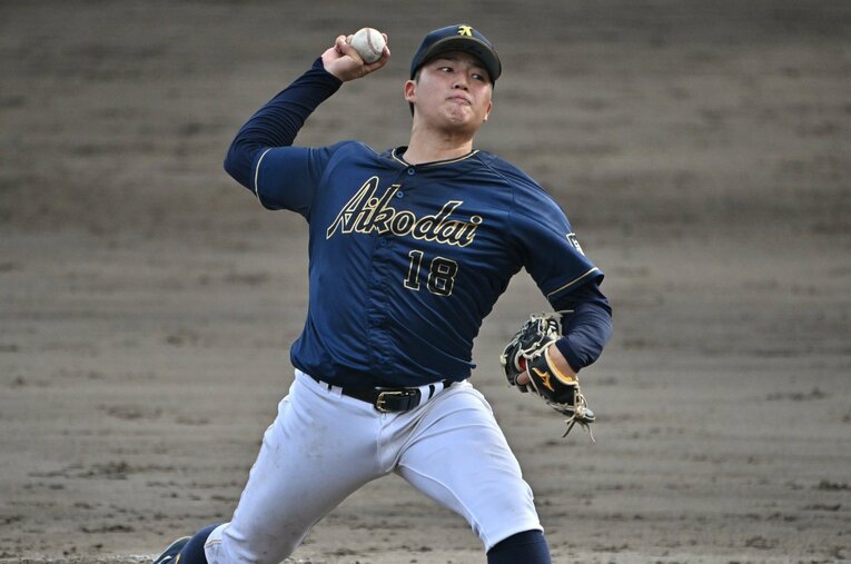 大学最速159キロを誇るドラ1候補の愛知工大・中村優斗。高校時代は甲子園経験もない無名選手だったが、そのスゴさはどこにあるのか ／ photograph by Hideki Sugiyama