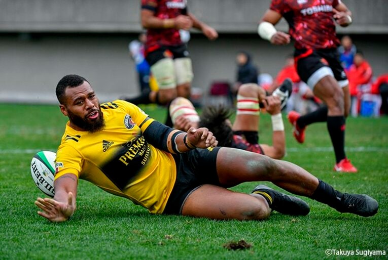 サントリーの攻撃ラグビーとは何か？SH流＆SO田村熙が語るパスの極意。(3)