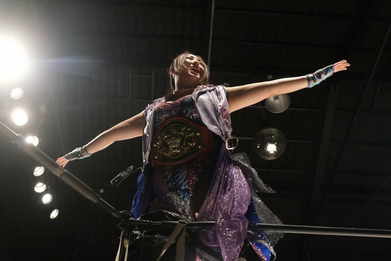 「やせたら可愛いのに」世間の声との闘い…“プラスサイズモデル”も務める女子レスラー・まなせゆうなの思い「ありのままの自分を愛せばいい」(47)