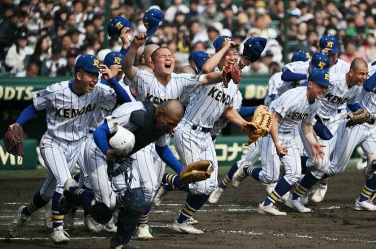 【2024年撮影】センバツを制し、春夏連覇を目指す健大高崎ナイン　©Hideki Sugiyama