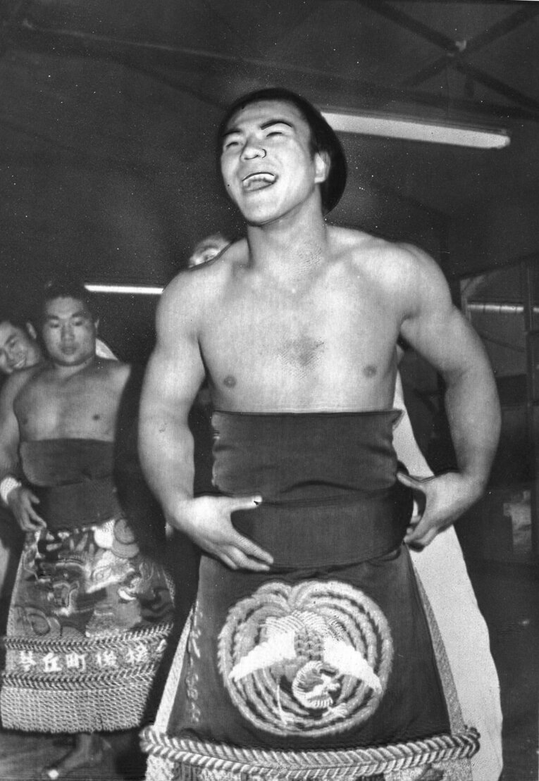 新十両昇進を果たした当時19歳の千代の富士　©︎Sankei Shimbun