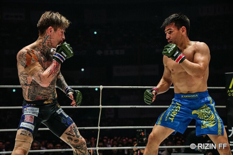 『超RIZIN.5』平本蓮vs.カルシャガ・ダウトベック　©RIZIN FF