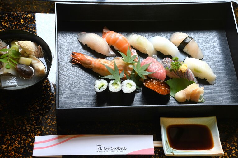 名人戦第4局の昼食　©日本将棋連盟