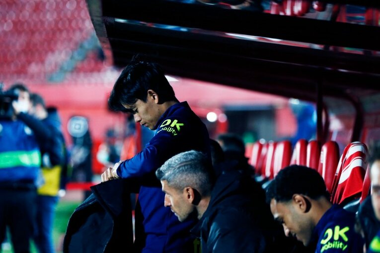 久保建英はなぜ“前節決勝点”なのに途中出場、ボールが回ってこなかったか… “試合展開と悪天候の不運”とは〈撮影者の視点〉(10)