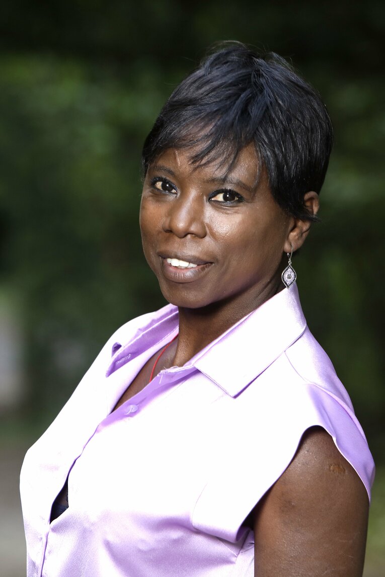 現在はラスベガスでコーチ業を行っているスルヤ・ボナリー　©Getty Images