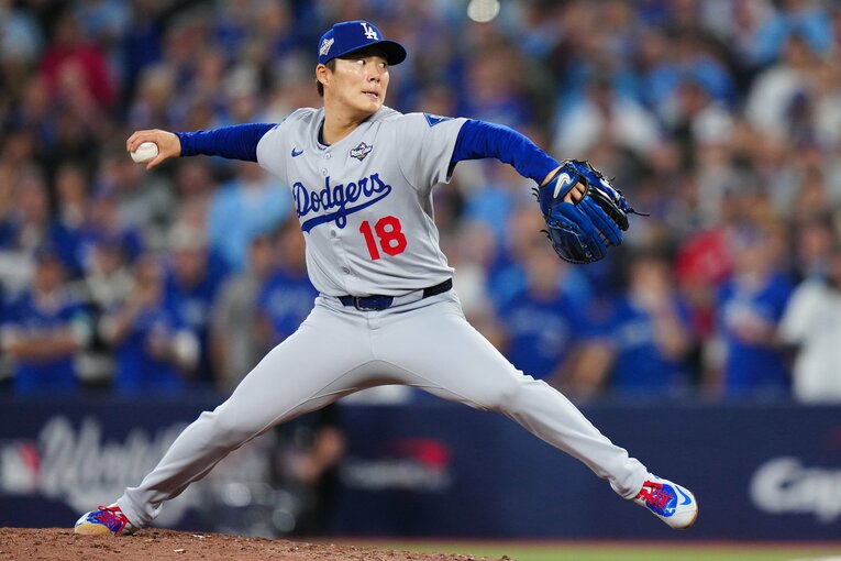 身長178cmの山本由伸が見せた驚異的なタフさにMLB界が驚いた　©︎Daniel Shirey/MLB Photos via Getty Images