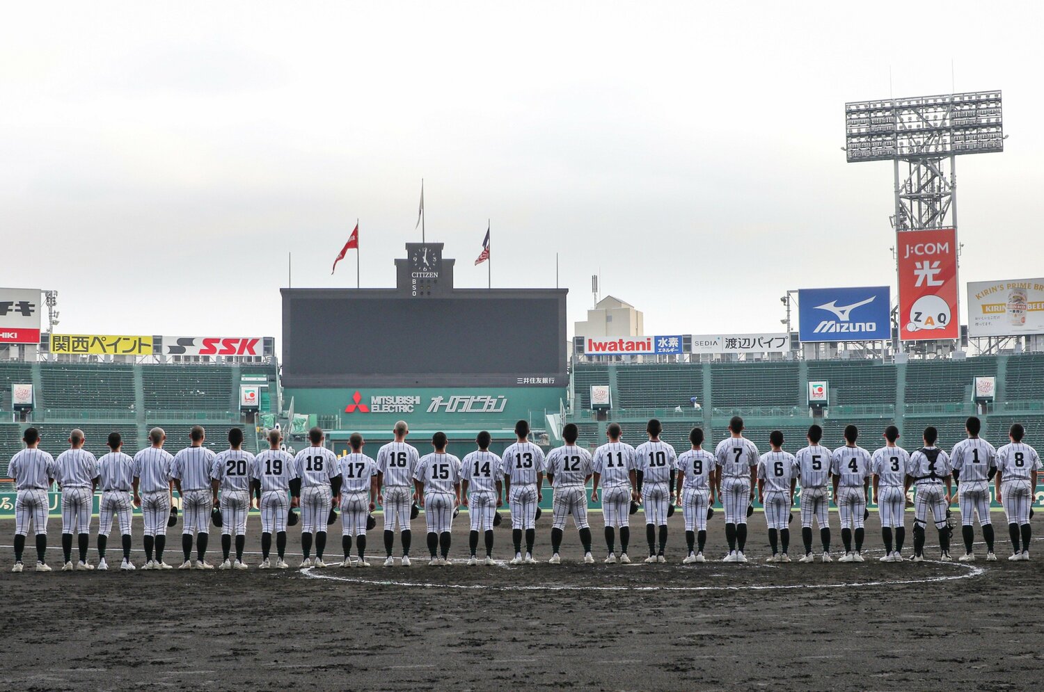 広陵への言及は「一切しないようにしよう」“静寂の甲子園”で公開練習→アカペラの校歌斉唱…不戦勝で3回戦へ　津田学園の胸中は「リセットしたかった」＜Number Web＞ photograph by JIJI PRESS