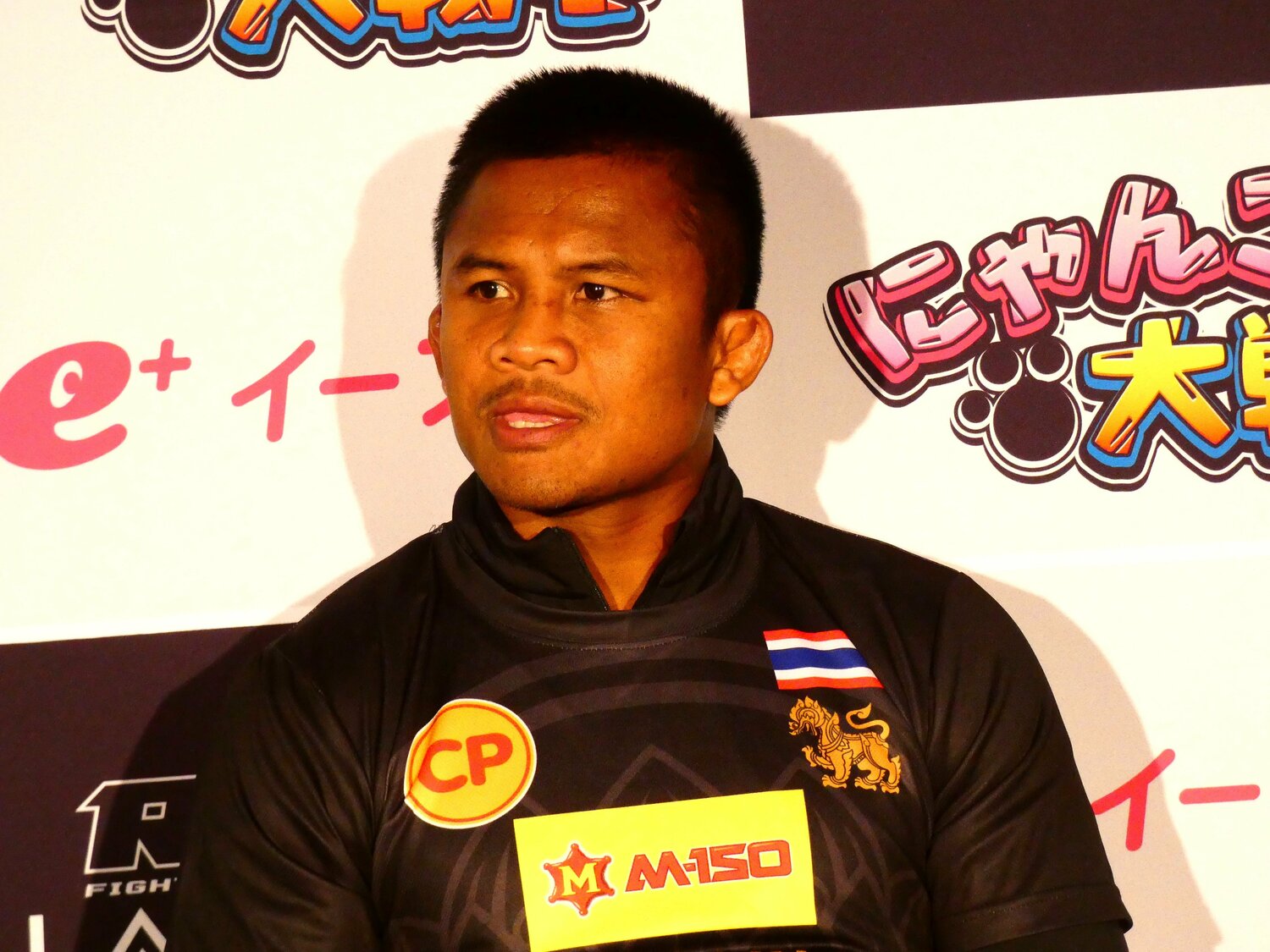 木村ミノル戦後、インタビューに応じるブアカーオ　©Koji Fuse