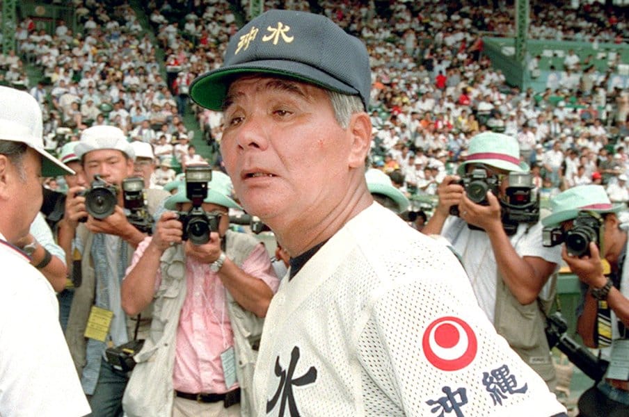 高校野球“消えた名門公立校”沖縄水産のナゾを追う「飲酒、喫煙は当たり前」超ヤンキー高校がなぜ甲子園の常連に？「賛否両論の名将」栽弘義の正体＜Number Web＞ photograph by Sankei Shimbun