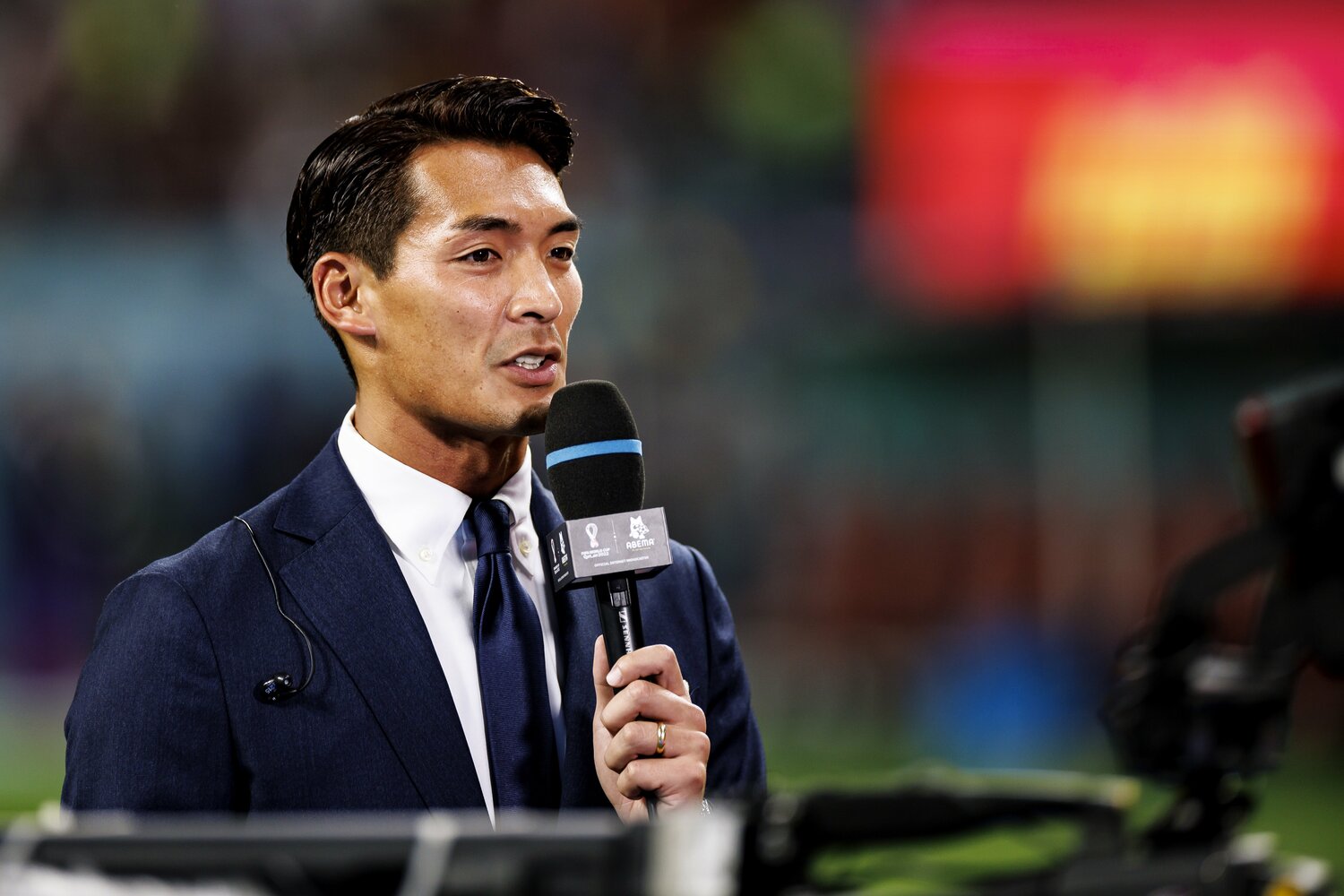 ピッチ解説を務めた槙野智章。「冗談やめて」と本田に注意された ©Kichi Matsumoto/JMPA