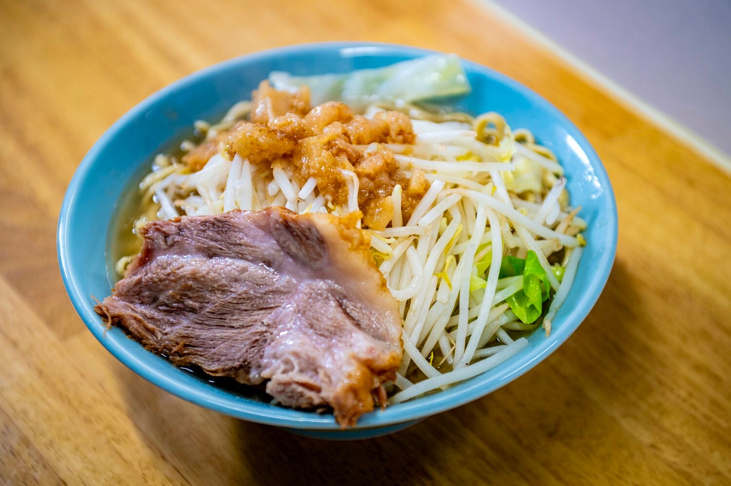 写真はラーメン(1000円) ©Takuya Sugiyama