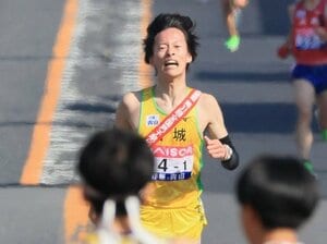 今季高校No.1ランナーも「実はほとんど勝ったことがない」…全国男子駅伝で“驚異の区間新記録”伏兵・鈴木大翔の衝撃「時計を見て笑っちゃいました」