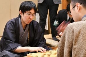 【初回を読む】将棋界イチのアーセナルファン・広瀬章人八段に聞く「アーセナル好きのきっかけは？」「毎週試合見てますか？」