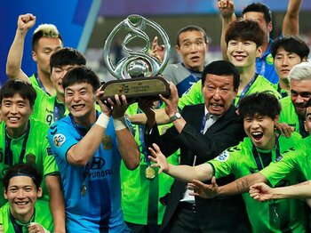 韓国で1強状態、クラブW杯も出場。全北現代の監督に学ぶ組織掌握術。＜Number Web＞ photograph by Yonhap/AFLO