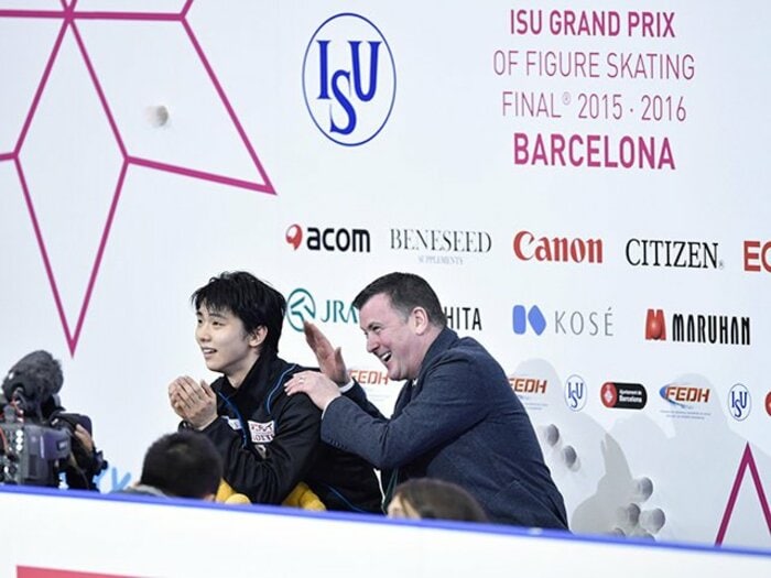羽生結弦の新記録支えるB・オーサー。彼も昔、フィギュアの革新者だった。<Number Web> photograph by Asami Enomoto