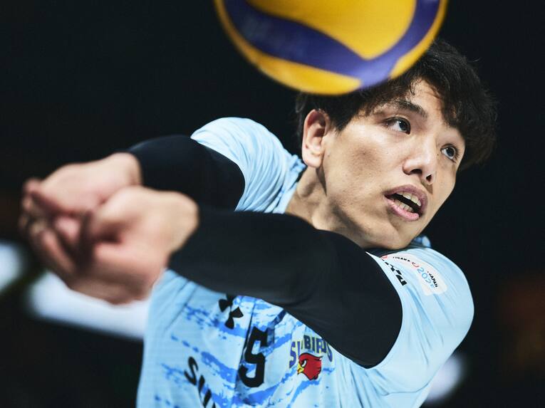 喜入祥充（サントリーサンバーズ大阪）　©︎Yuki Suenaga