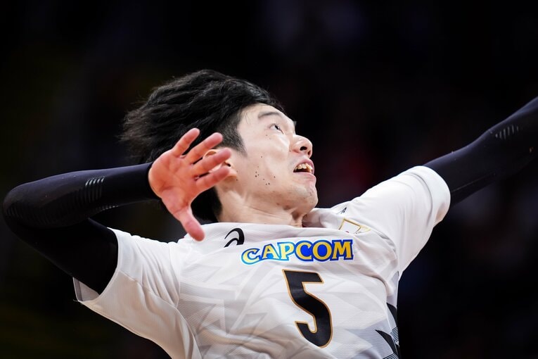 大塚達宣（VNLフランス戦）　©︎Volleyball World