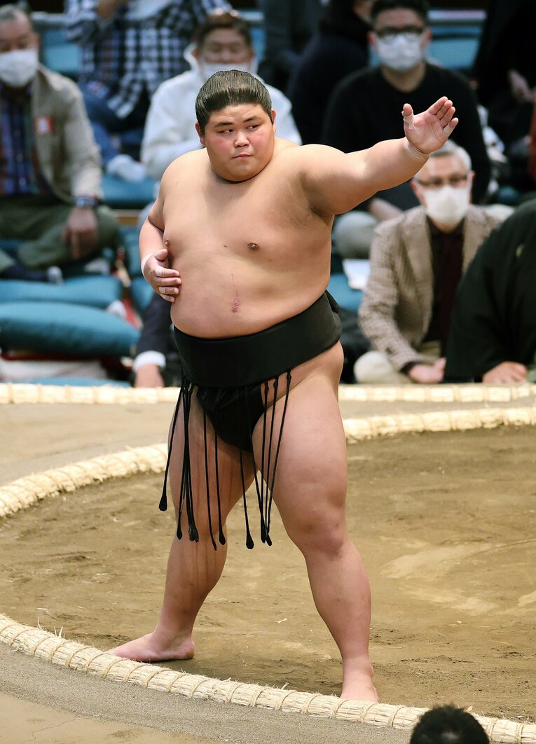 “令和の怪物”落合（19歳）。夏場所、十両で14勝を挙げ、史上最速の所要3場所での新入幕を決定的とした　©JIJI PRESS