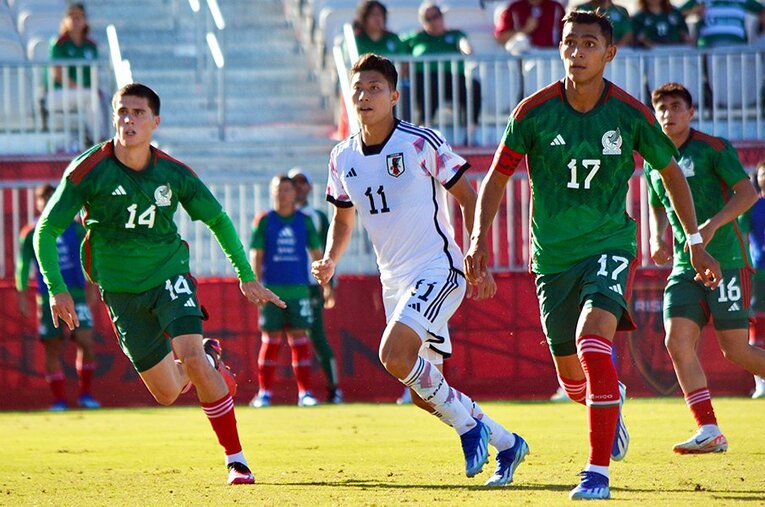メキシコ相手にゴールを挙げた細谷真大。4－1の勝利ではエースと新戦力の充実が見られた ／ photograph by Yuki Matsuo