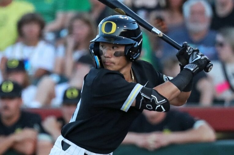 今年のMLBドラフトでホワイトソックスから11巡目指名を受けた西田陸浮（オレゴン大） ／ photograph by Getty Images