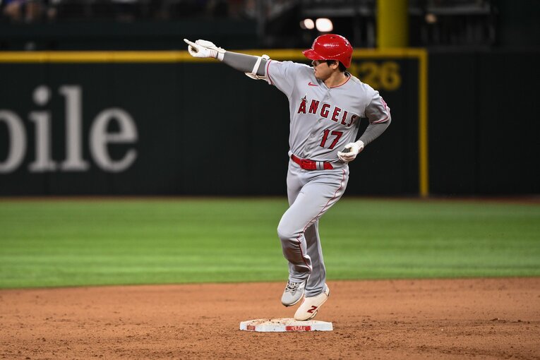 20号。着弾地点を指差す姿は、まるで読み通りの一発であったことをうかがわせる　©Nanae Suzuki