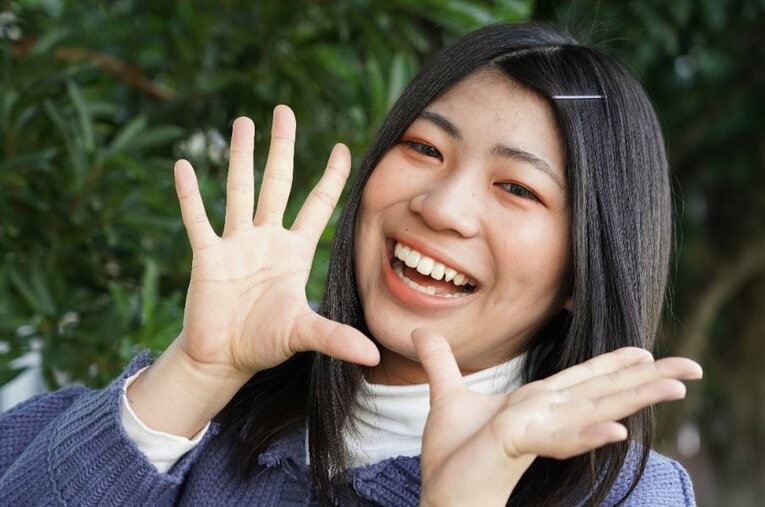 現役女子高生レスラーの羽南は、3月26日の両国国技館で中学生の妹・吏南と激突。姉妹によるタイトルマッチに注目が集まっている ／ photograph by Essei Hara