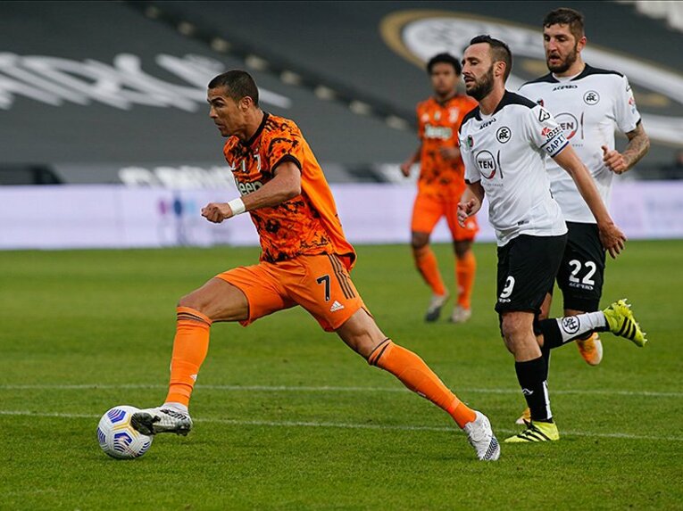 新型コロナウイルス陽性反応後、初の試合でもキレのある動きだった©Getty Images