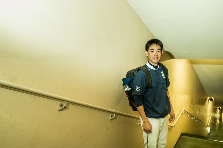 2016年、インタビューに応えた当時の秋山　©Nanae Suzuki