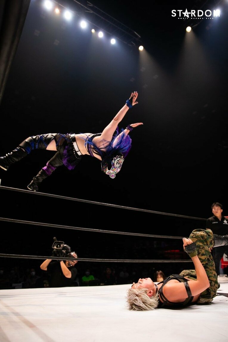 vs.ジュリア　©STARDOM