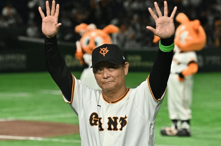 巨人の橋上秀樹監督代行（60歳）。交流戦でここまで8勝3敗2分と健闘している　©Hideki Sugiyama