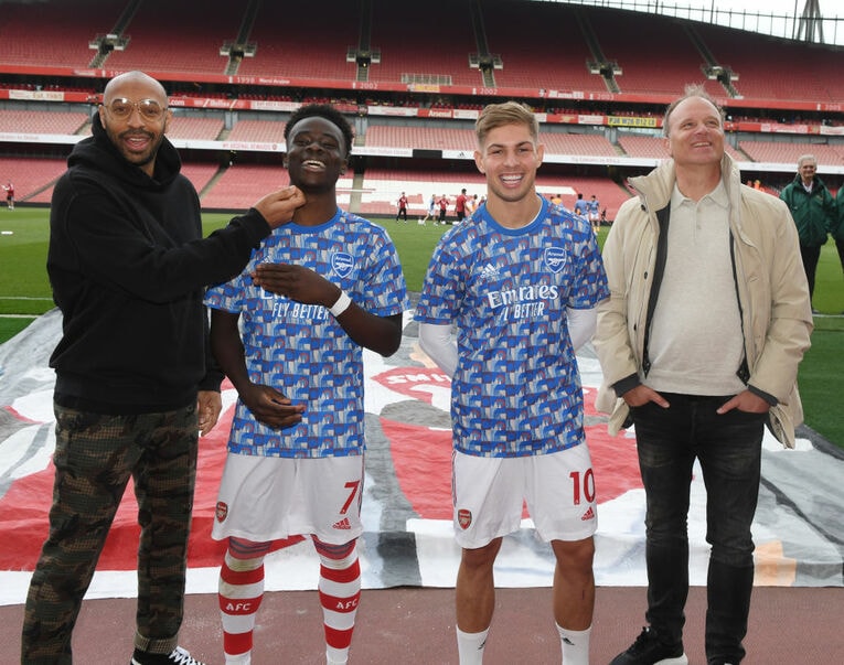 （左から）アンリ、サカ、スミスロウ、ベルカンプ　©Getty Images