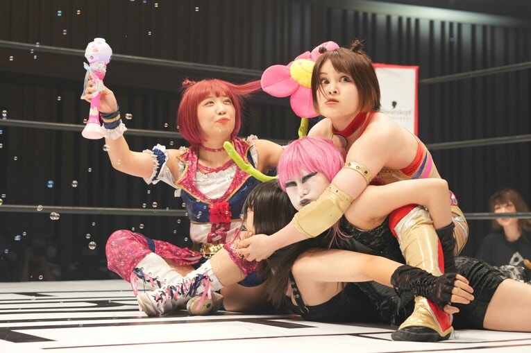 北大法学部卒→外資系企業から異例の転身…スターダムで奮闘する月山和香（30歳）はなぜプロレスラーになったのか？《特別グラビア》(39)