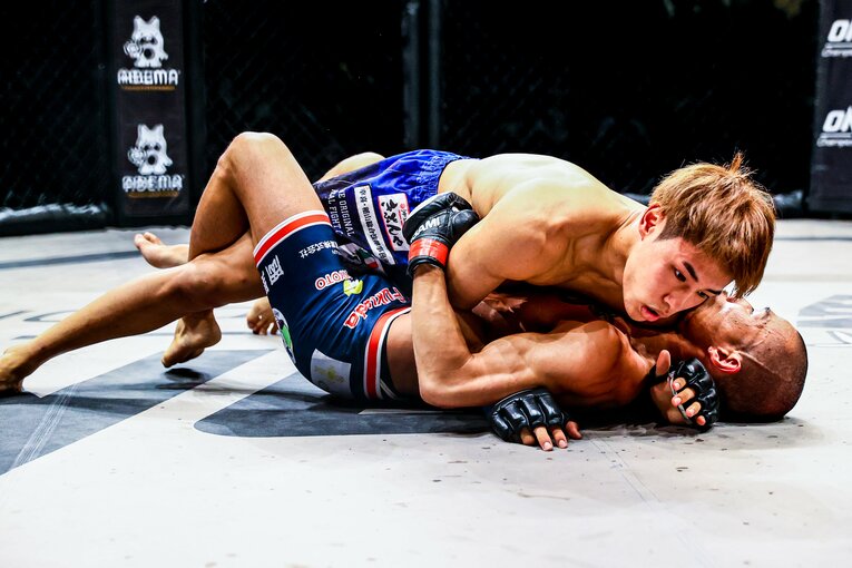 2021年7月、平良達郎は修斗フライ級チャンピオンシップで福田龍彌と対戦　©Susumu Nagao