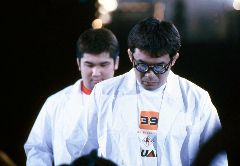 2001年3月の「PRIDE.13」、白衣を着た学者風のコスチュームで入場する桜庭