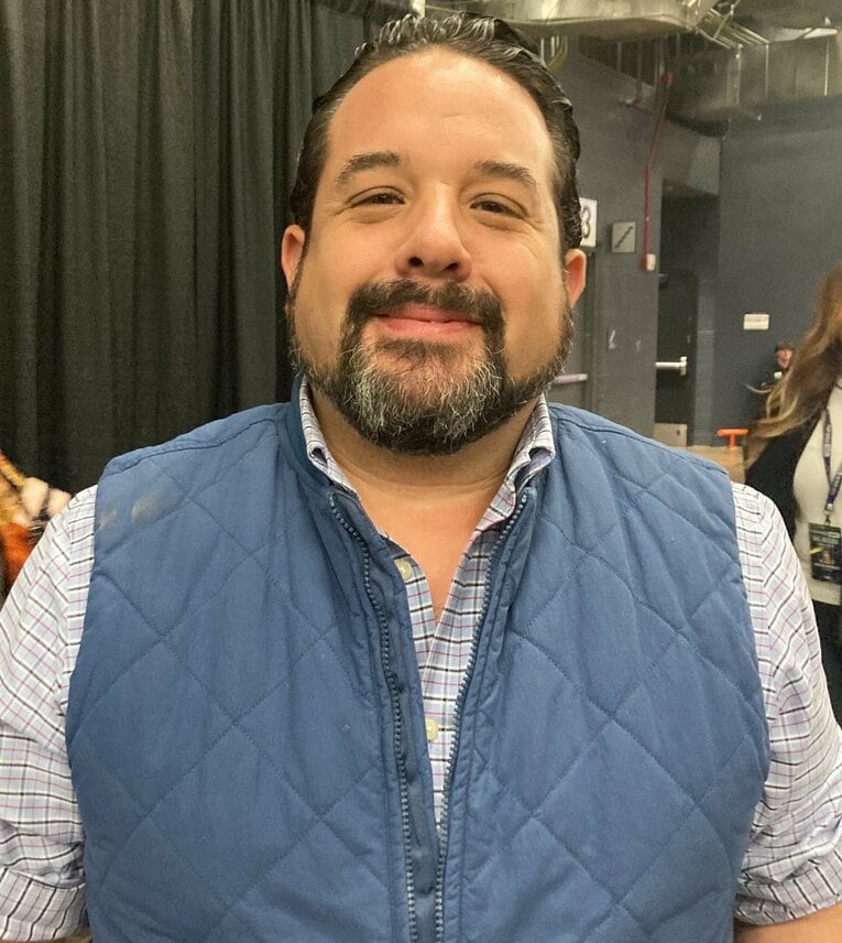 取材に応じてくれたレネ・アビレス氏（筆者撮影）