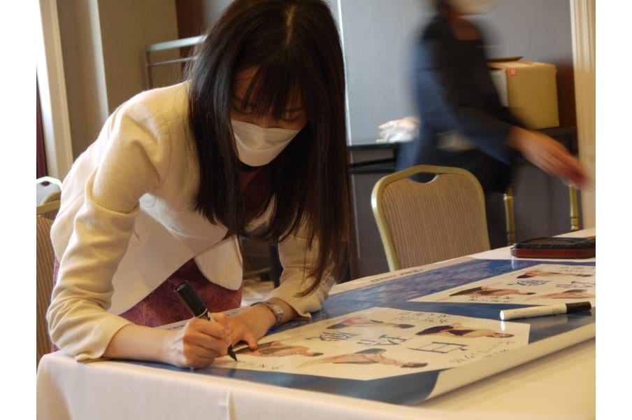 白玲戦時の渡部女流三段　©LPSA