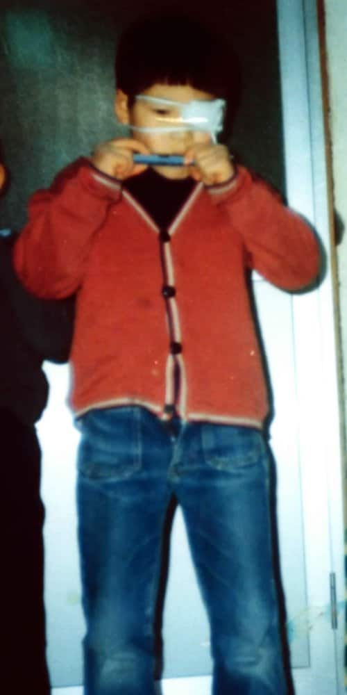 坂本少年は和白青松園で見たボクシング中継に衝撃を受けた（本人提供）